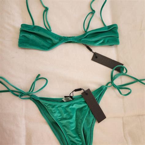 Triangl Este Bikini Size Small Bnwt Lovely Green Depop