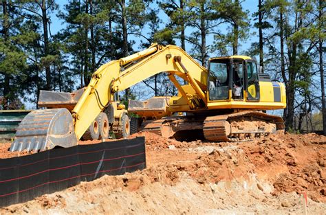 Heavy Construction Equipment Free Stock Photo - Public Domain Pictures