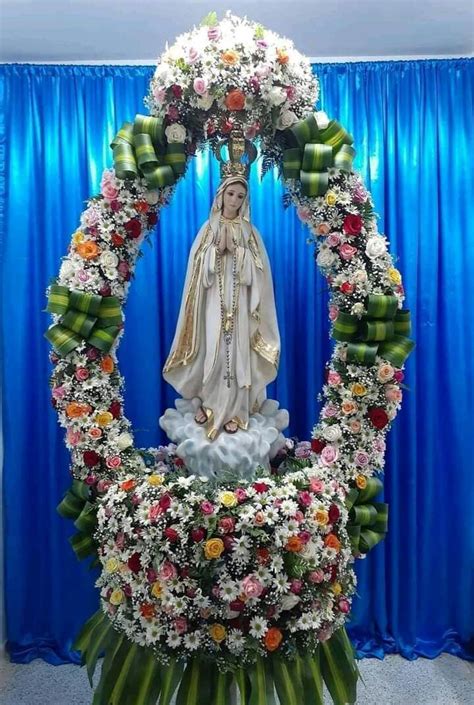 Pin By Palfreak18 On 𝐃𝐢𝐨𝐬 𝐞𝐬 𝐠𝐫𝐚𝐧𝐝𝐞 🔥 Jesus And Mary Pictures Church Flowers Mother Mary Images