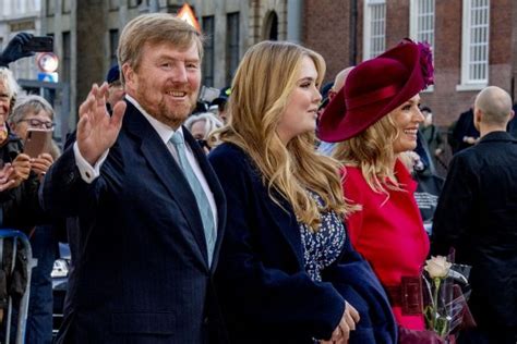 Catharina Amalia des Pays Bas elle fait son entrée dans la vie