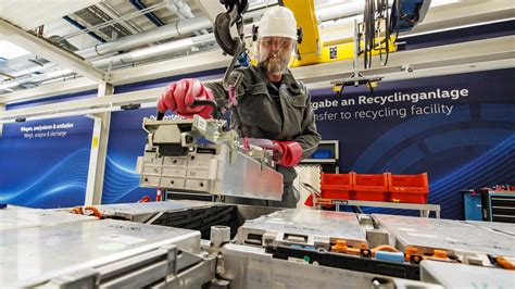 Recycling Von E Auto Batterien Her Mit Dem Schrott Zeit Online