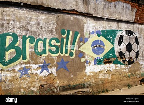 Brazil graffiti football ball rj hi-res stock photography and images ...