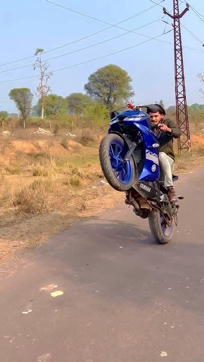 Viral Trending Yamaha R15v3 R15 Stunt Stuntrider Stunts