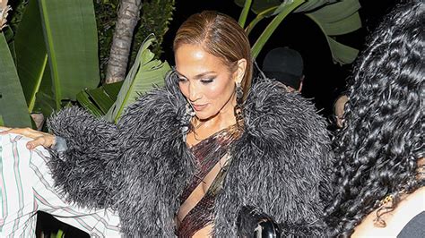 Jennifer Lopez Poses Nude To Show Off Her New Revolve Shoe Collection