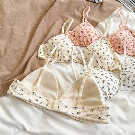 Color Seamless Small Chest Women Padded Lingerie Sexy Triangular Cup Wireless Youth Girl Bra