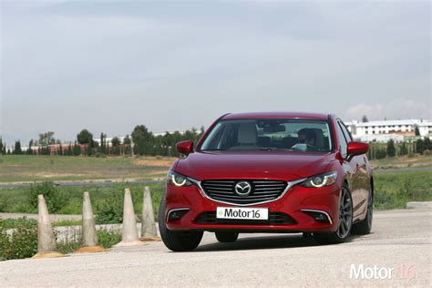 Comparativa Mazda 6 Skyactiv D 150 Movimientos Motor16