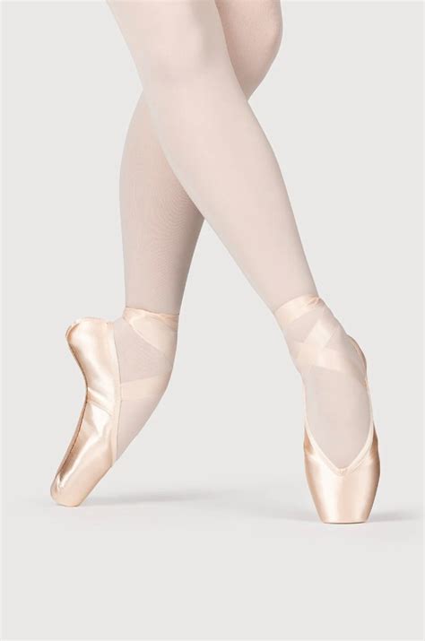 Clothing And Shoes For Ballet Jazz And Tap Classes The Dancer S Wardrobe