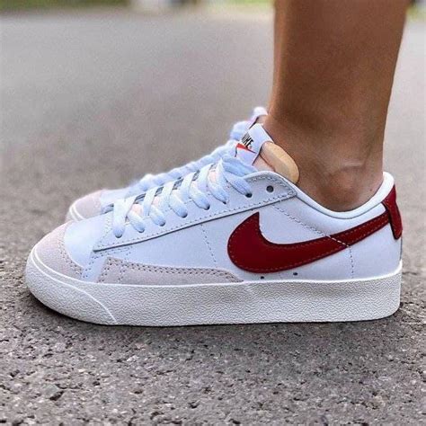 Купить Женские кроссовки Nike Blazer Low '77 Vintage White Red | Кеды ...
