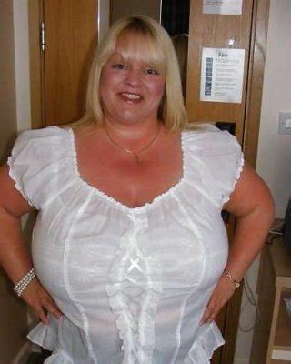 Random Non Nude Busty Women Porn Pictures XXX Photos Sex Images PICTOA