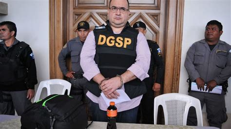 Javier Duarte Promueve Amparo Contra Orden De Aprehensi N V A Tres