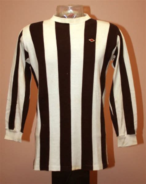 Juventus FC 1969-70 Home Kit