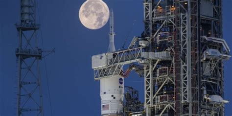 USA La Nasa reporte à 2026 le retour d astronautes sur la Lune