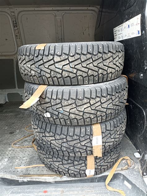 Pirelli Winter Ice Zero 225/65 R17 на зиму — Volkswagen Tiguan (2G), 1 ...