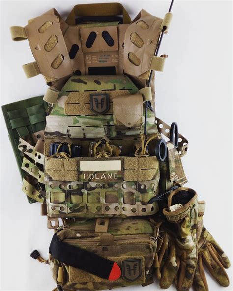 Survival Weapons, Tactical Survival, Tactical Vest, Military Gear ...