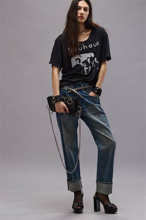 R13 Official Site
