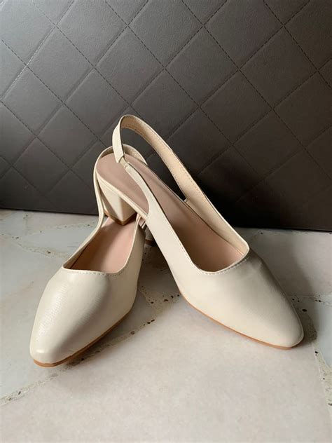 Nude Slingback Heels Women S Fashion Footwear Heels On Carousell