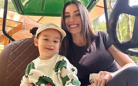 Influenciadora Bianca Andrade E Seu Filho Cris Sofrem Acidente De Carro