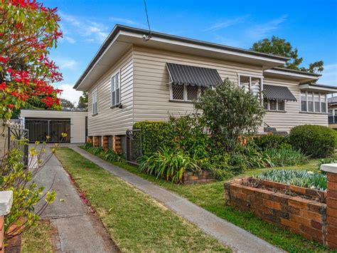 7 Helen Street Newtown QLD 4350 Realestate Au