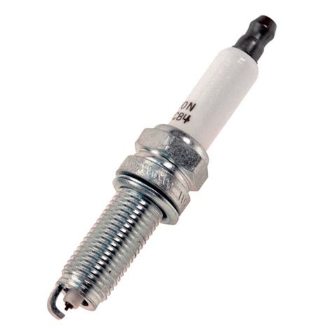 Change Spark Plugs 2002 Jeep Grand Cherokee