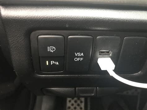 USB зарядка — Honda Accord (8G), 2,4 л, 2010 года | электроника | DRIVE2