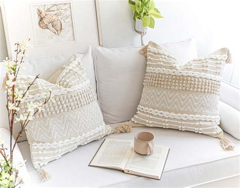 9 Incredible Boho Throw Pillows For 2024 Storables