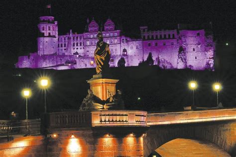 Weltfr Hgeborenentag Heidelberger Schloss Leuchtet F R Fr Hchen