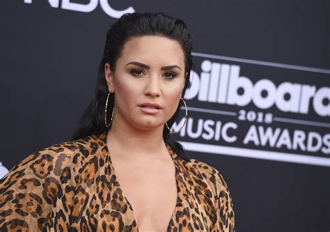 Demi Lovato Likely Overdosed On Fentanyl Laced Drugs Report New York