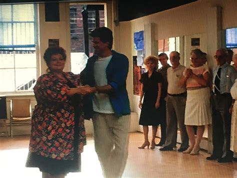 Cousins 1989 reviews are still impacting how critics view romantic comedies 30