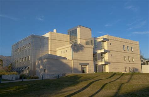 Caltech Breaks Ground For Broad Center For Biological Sciences