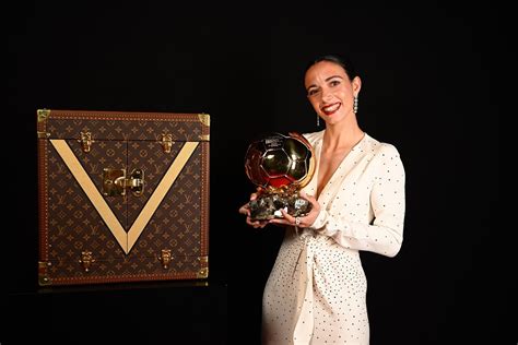 Aitana Bonmatí y Rodri reciben su Balón de Oro en los espectaculares