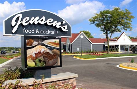 Foodie Feature: Jensen's Food & Cocktails - Eagan Minnesota