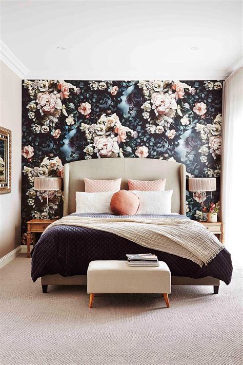 Floral Wallpaper In Bedroom - 1000x1500 Wallpaper - teahub.io