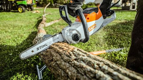 Best Chainsaws 2023 Remove Unwanted Trees And Branches T3