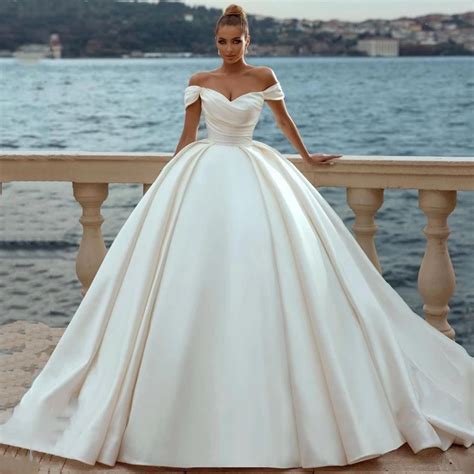 Eightree Sexy White Wedding Dresses Off Shoulder Sweep Train Bride