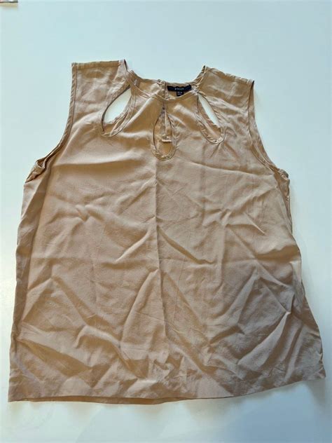 Raoul Nude Silk Keyhole Top Women S Fashion Tops Sleeveless On Carousell