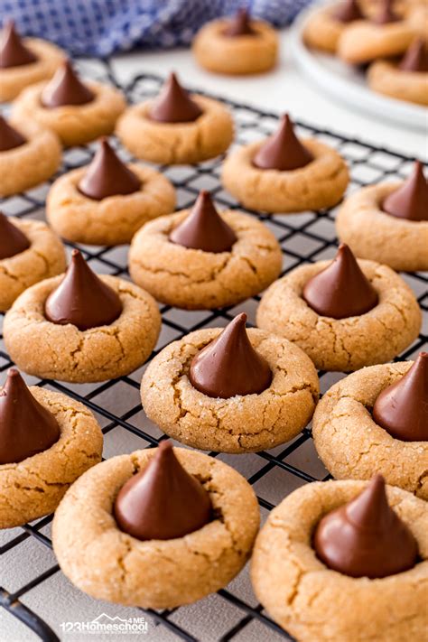 Peanut Butter Blossoms Recipe With Hershey Kiss