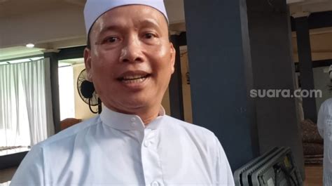 Menaksir Uang Pensiun Ayah Ojak Kok Ayu Ting Ting Minta Calon Suami