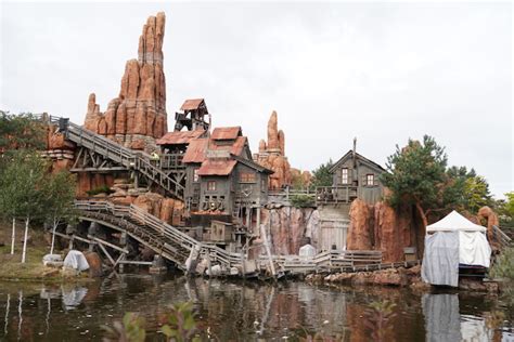 Big Thunder Mountain at Disneyland Paris to Close for Refurbishment ...