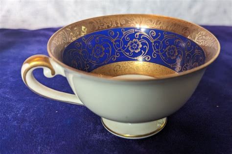 4 AL KA Kunst Kronach US Zone Germany Tea Cups Demitasse Cobalt Gold