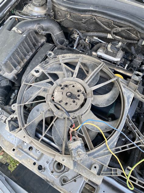 Вентилятор охлаждения opel astra h. — Opel Astra H, 1,8 л, 2012 года ...
