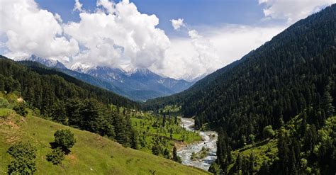 Tour Guide To Kashmir Valley India - XciteFun.net