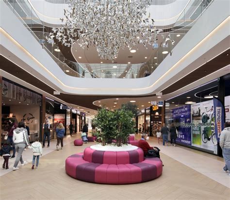 Westland - Live Shop Play