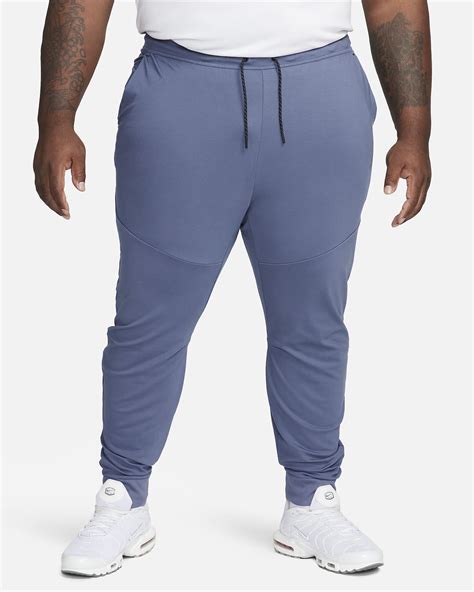 Nike Sportswear Tech Fleece Lightweight Mens Slim Fit Jogger Tracksuit