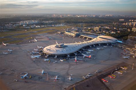 moscow airports resume operations  schedule  reported delays