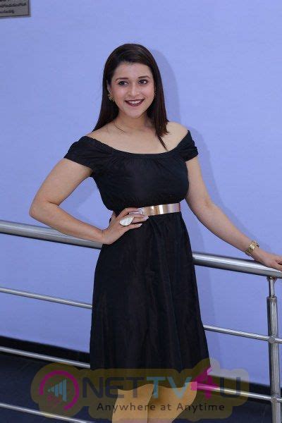 Actress Mannara Chopra Hot And Sexy Photos Galleries HD Images
