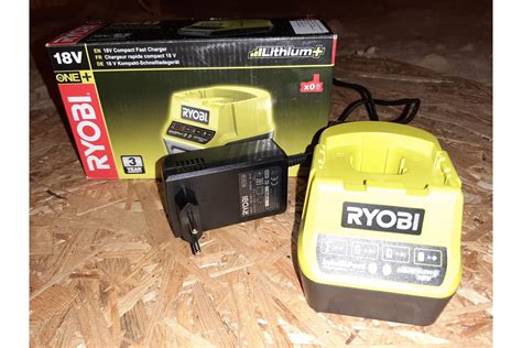 Зарядное устройство ONE+ Ryobi RC18120 5133002891 - выгодная цена ...