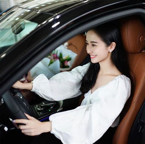 Li N T C Tung Nh M C Bikini N Ng B Ng Jun V R B Ho N To N H Nh T Ng Hot Girl Trong S Ng