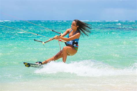 Miami Beach wants to ban kitesurfing