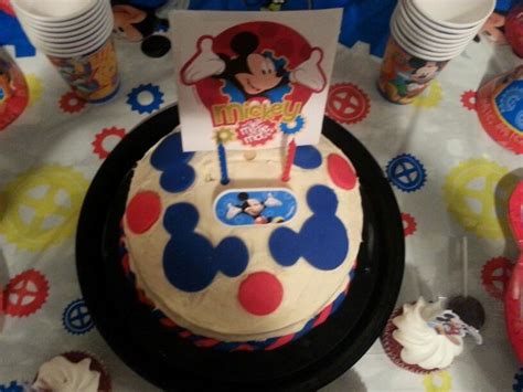 Mickey cake | Mickey cakes, Cake, Desserts