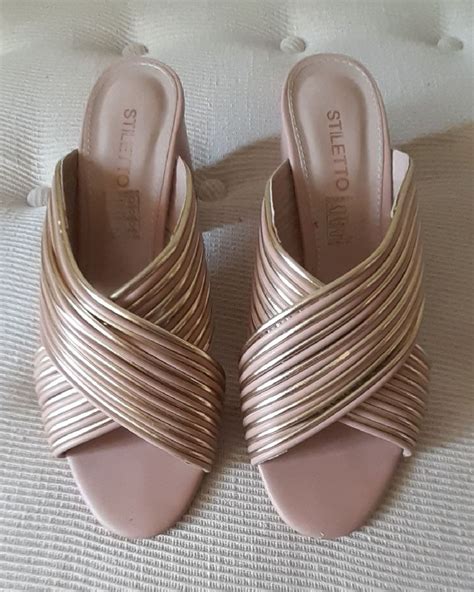 Tamanco Nude E Dourado Sand Lia Feminina Stiletto Usado Enjoei